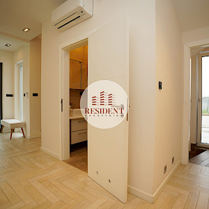 RENT - BLATO Luxury family house, parking, sauna, NO COMMISSION