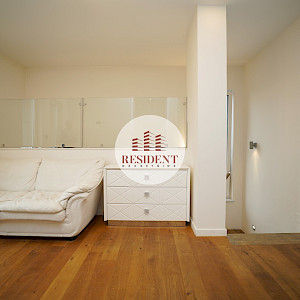 RENT - BLATO Luxury family house, parking, sauna, NO COMMISSION