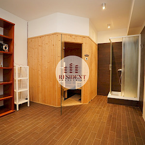 RENT - BLATO Luxury family house, parking, sauna, NO COMMISSION