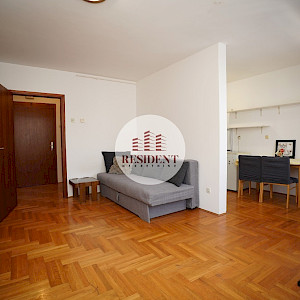 KAJZERICA Cozy 1-room apartment, 2nd floor, quiet surroundings, loggia