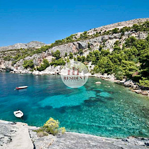 HVAR, Zaraće - zemljište 1.580 m2, top lokacija, pogled na more, BEZ PROVIZIJE