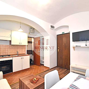 Strict Center Functional 1 bedroom apartment 20 m2, basement, top location, storage, yard