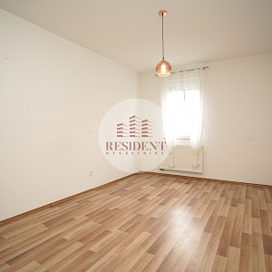 ODRA Spacious 3-bedroom apartment 84 m2 + parking, quiet environment, storage room, NO COMMISSION