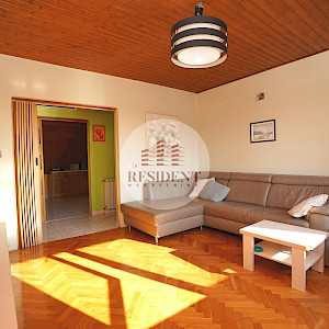 ŠALATA Cozy 4-bedroom apartment 76 m2, 2nd floor, top location, garden