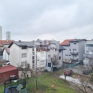 RENT - LJUBLJANICA Modern 2 bedroom apartment 60 m2, 2nd floor, top location, loggia