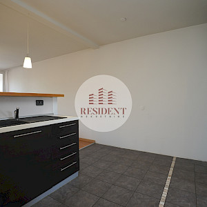 RENT - ŠPANSKO Comfortable 3-bedroom apartment 71 m2, 4th floor, excellent location, loggia