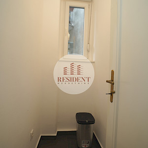 RENT- CENTER Spacious 4-bedroom apartment 103 m2, 1st floor, top location, NO COMMISSION