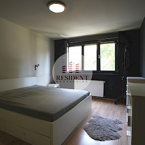 REMETINEČKI GAJ Cozy 2-bedroom apartment 54 m2, 1st floor, storage room, NO COMMISSION