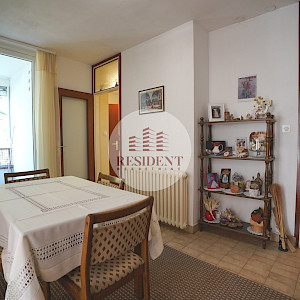 ZADAR Bili Brig, spacious 4-bedroom apartment 98 m2, 1st floor, top location, loggia, storage room, NO COMMISSION