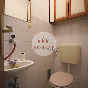 ZADAR Bili Brig, spacious 4-bedroom apartment 98 m2, 1st floor, top location, loggia, storage room, NO COMMISSION