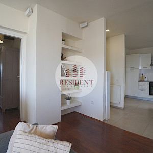 ČRNOMEREC - Vrhovec, Prostran 4soban stan 68 m2, 3.kat, top lokacija, balkon, BEZ PROVIZIJE