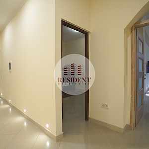 FOR RENT - VRAPČE Spacious 4-bedroom apartment 135 m2, 1st floor, balcony, parking