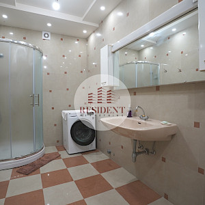 FOR RENT - VRAPČE Spacious 4-bedroom apartment 135 m2, 1st floor, balcony, parking