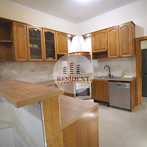 RENT - VRAPČE Spacious 4-bedroom apartment for workers, 1st floor, excellent location, parking