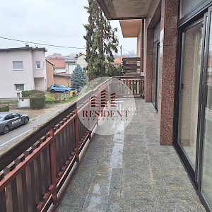 RENT - VRAPČE Spacious 4-bedroom apartment for workers, 1st floor, excellent location, parking