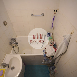 TRNSKO Cozy 2-bedroom apartment 47 m2, 4th floor, quiet environment, NO COMMISSION