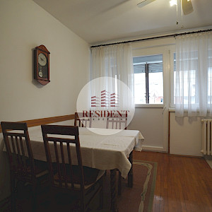 NAJAM - SREDNJACI Prostran 2soban stan 67 m2, 3. kat, odlična lokacija, 2x loggie