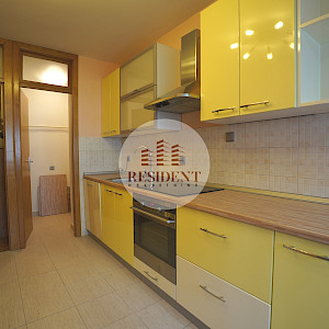 ŠPANSKO Renovated 2-bedroom apartment 65 m2, 2nd floor, top location, loggia, storage room, NO COMMISSION