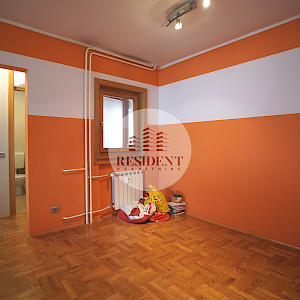 ŠPANSKO Renovated 2-bedroom apartment 65 m2, 2nd floor, top location, loggia, storage room, NO COMMISSION