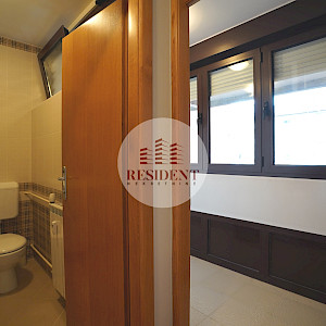 ŠPANSKO Renovated 2-bedroom apartment 65 m2, 2nd floor, top location, loggia, storage room, NO COMMISSION