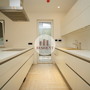 BLATO Luxury family house 323 m2, quiet environment, NO COMMISSION