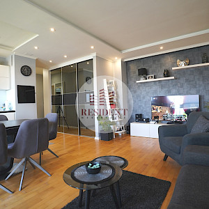 VRBANI Modern 3-bedroom apartment 72 m2, 4th floor, top location, loggia, storage room, NO COMMISSION