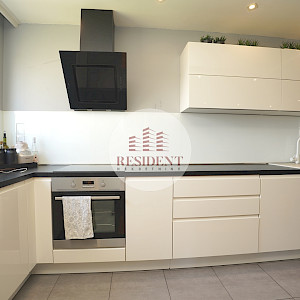 VRBANI Modern 3-bedroom apartment 72 m2, 4th floor, top location, loggia, storage room, NO COMMISSION