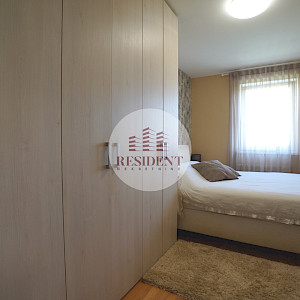 VRBANI Modern 3-bedroom apartment 72 m2, 4th floor, top location, loggia, storage room, NO COMMISSION