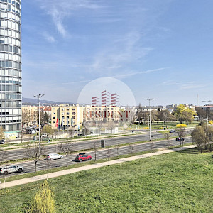 VRBANI Modern 3-bedroom apartment 72 m2, 4th floor, top location, loggia, storage room, NO COMMISSION