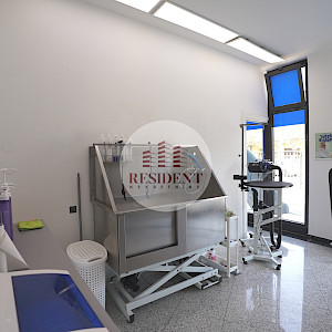 MALEŠNICA Prostran poslovni prostor 107 m2, top lokacija, parking, BEZ PROVIZIJE