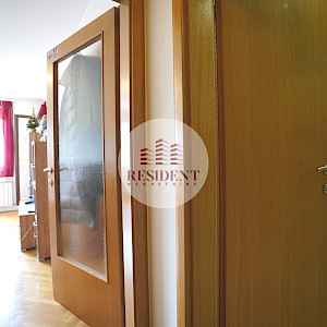 VRBANI 3 Funkcionalan 2soban stan 39 m2, 3. kat, top lokacija, lift, loggia