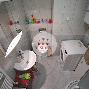 VRBANI 3 Funkcionalan 2soban stan 39 m2, 3. kat, top lokacija, lift, loggia