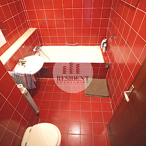 DUGAVE Ugodan 2soban stan 56 m2, 5. kat, lift, mirno okruženje, loggia, spremište