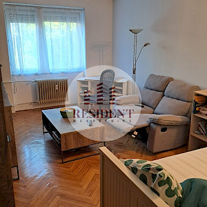 TRNSKO Cozy 2-bedroom apartment 47 m2, 3rd floor, quiet environment, storage room