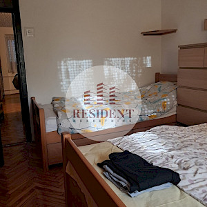 TRNSKO Cozy 2-bedroom apartment 47 m2, 3rd floor, quiet environment, storage room