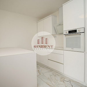 NAJAM - ŠPANSKO Komforan 3soban stan 63 m2, 3. kat, lift, BEZ PROVIZIJE