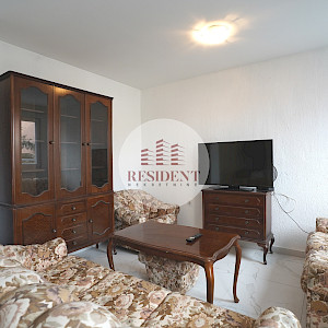 TRNAVA Ugodan 4soban stan 72 m2 + terasa + tavan, 1. kat, parking, BEZ PROVIZIJE