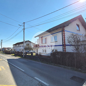 SELNICA ŠĆITARJEVSKA dvije kuće + pomoćni objekti, zemljište 4850 m2