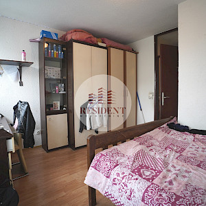 ŠPANSKO Ugodan 3soban stan 62 m2, 2. kat, top lokacija, balkon, spremište, BEZ PROVIZIJE