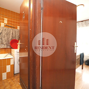 ŠPANSKO Ugodan 3soban stan 62 m2, 2. kat, top lokacija, balkon, spremište, BEZ PROVIZIJE