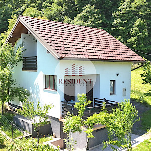 KARLOVAC Ladvenjak uz Koranu, kuća 90m2, zemljište 400 m2, mirno okruženje, parking