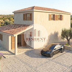 SVETVINČENAT building land of 700 m2 in a quiet location + building permit, NO COMMISSION