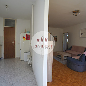 ŠPANSKO Ugodan 3soban stan 63 m2, 2. kat, top lokacija, loggia, spremište, BEZ PROVIZIJE