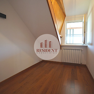NAJAM - MAKSIMIR Prostran 4soban stan 94 m2 + parking, 2.kat, top lokacija, terasa, BEZ PROVIZIJE