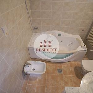 NAJAM - MAKSIMIR Prostran 4soban stan 94 m2 + parking, 2.kat, top lokacija, terasa, BEZ PROVIZIJE