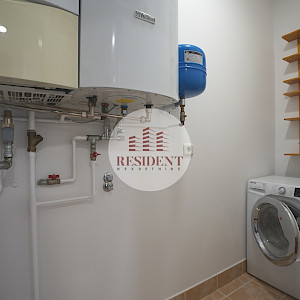 NAJAM - MAKSIMIR Prostran 4soban stan 94 m2 + parking, 2.kat, top lokacija, terasa, BEZ PROVIZIJE