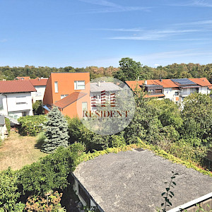 NAJAM - MAKSIMIR Prostran 4soban stan 94 m2 + parking, 2.kat, top lokacija, terasa, BEZ PROVIZIJE