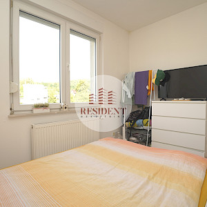 VRAPČE Moderan 2soban stan 50 m2 + parking, 1. kat, mirna lokacija, balkon, spremište, BEZ PROVIZIJE