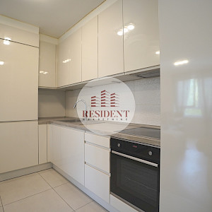 ŠPANSKO Modern 2-room apartment (49 m²) + garage parking space, new build, 1st floor, prime location, balcony, storage unit, NO COMMISSION.