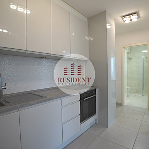 ŠPANSKO Modern 2-room apartment (49 m²) + garage parking space, new build, 1st floor, prime location, balcony, storage unit, NO COMMISSION.